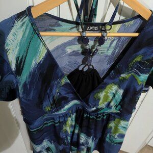 Just adorable Women's blouse.